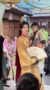絕嗣(si)陛(bi)下鎖硃(zhu)顔五(wu)寶(bao)宮(gong)心(xin)計